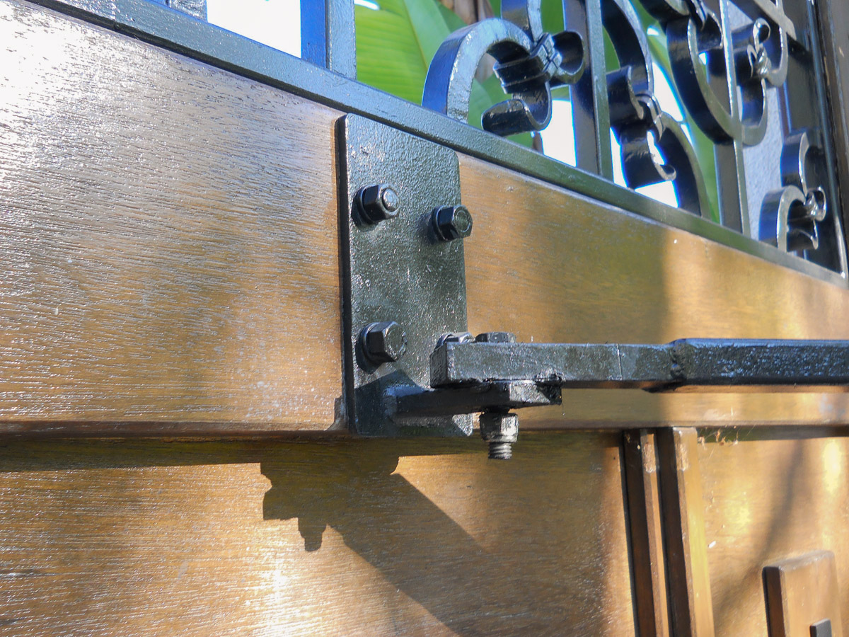 Gate hinge.